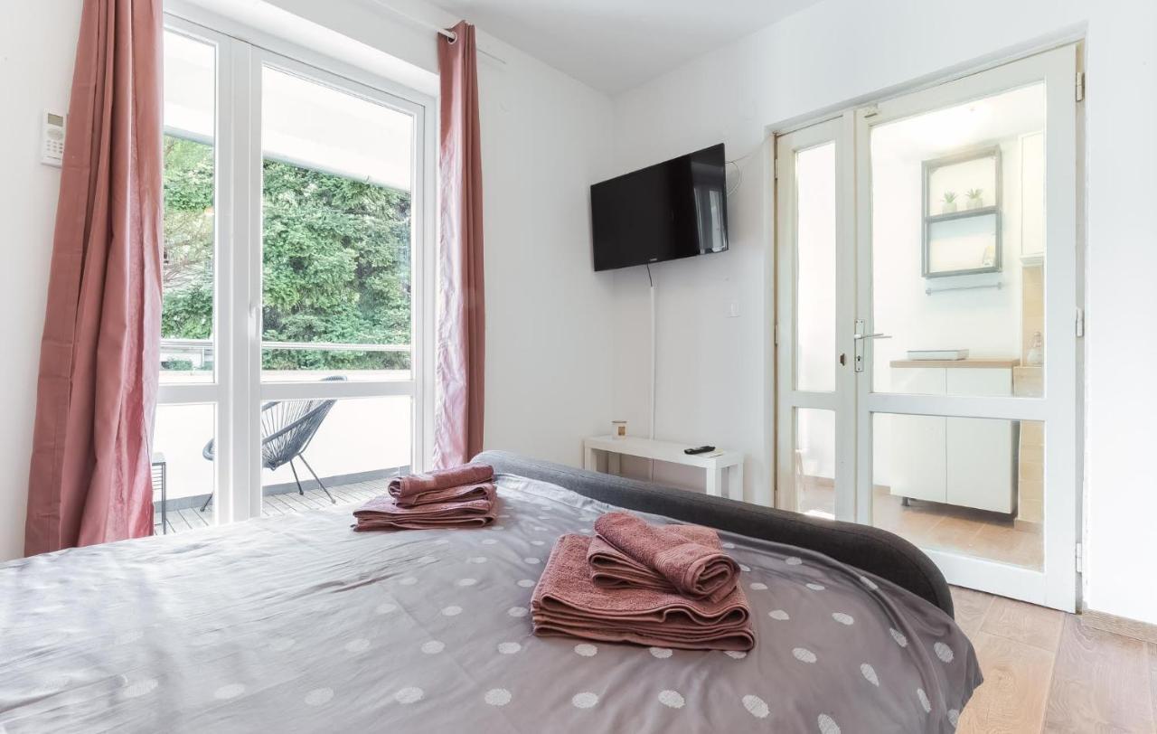 Apartment - 50 Meters From Sea *